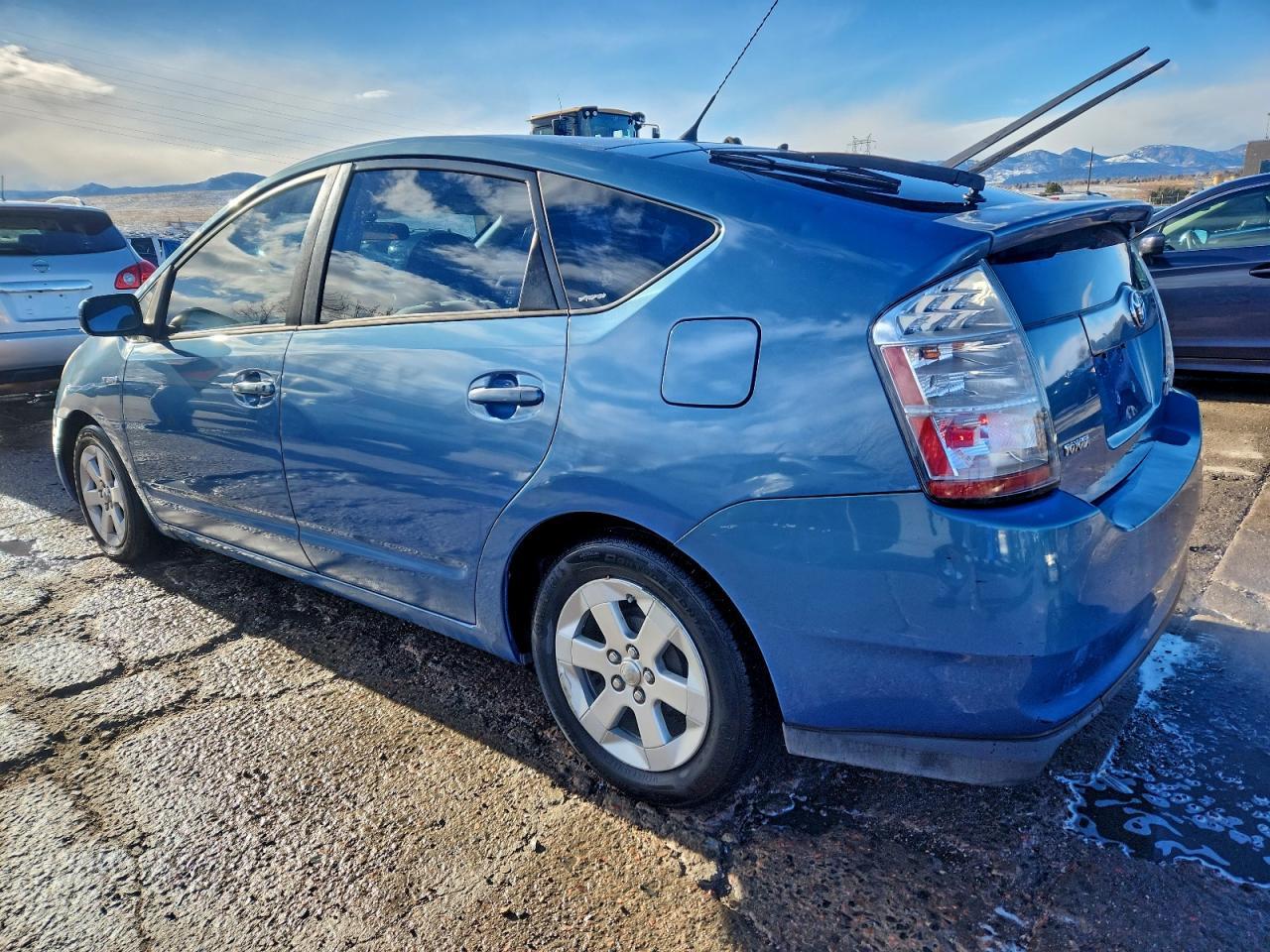 2006 Toyota Prius - Image 2