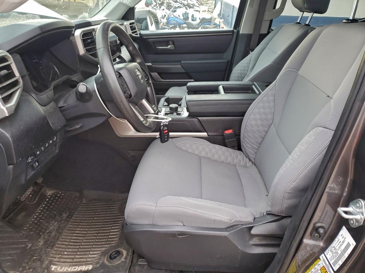 2022 Toyota Tundra Crewmax Sr - Фото 7
