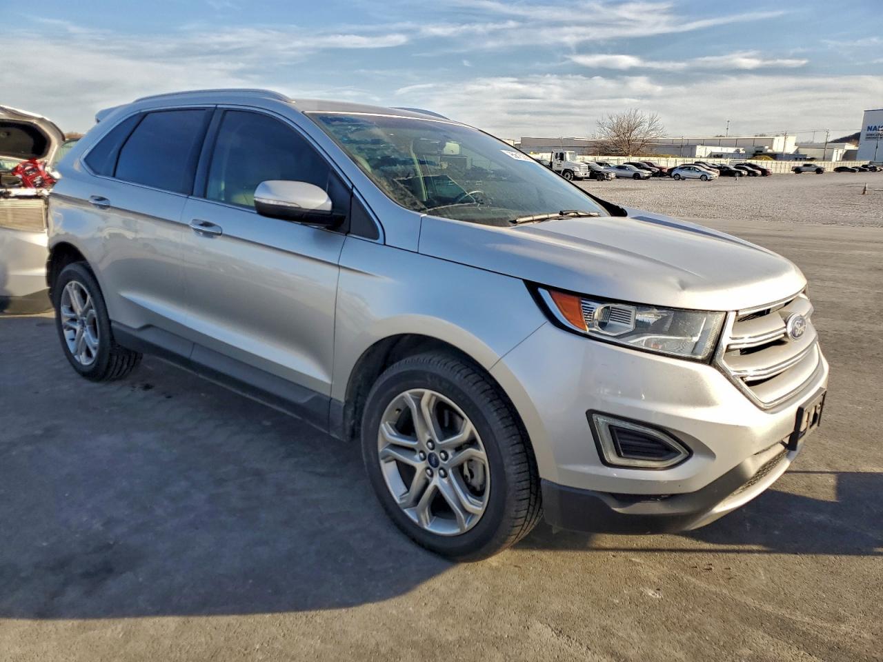 2017 Ford Edge Titanium - Image 4