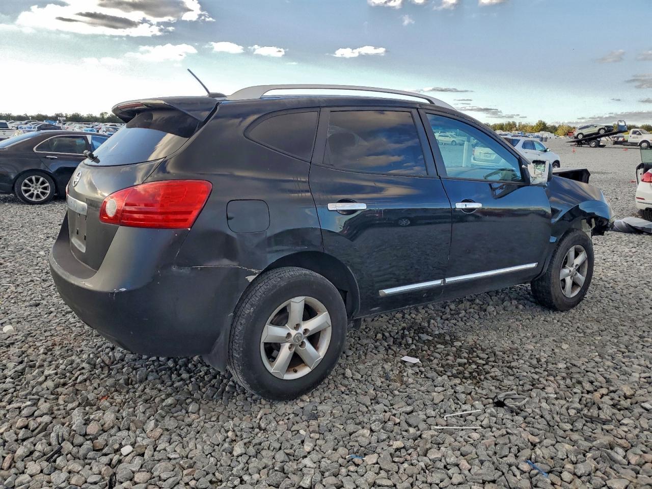 2011 Nissan Rogue S - Фото 3