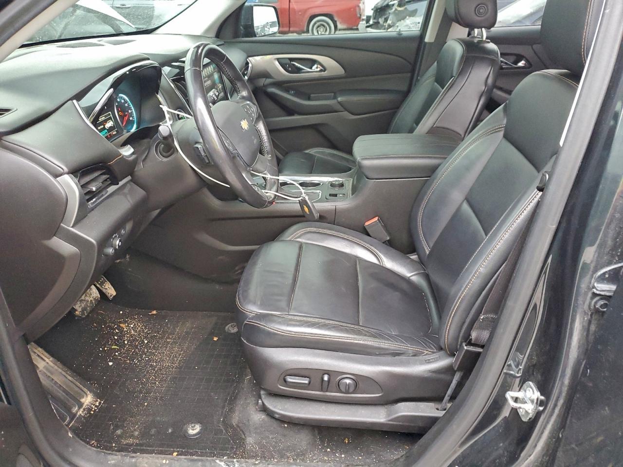 2018 Chev Traverse - Image 7