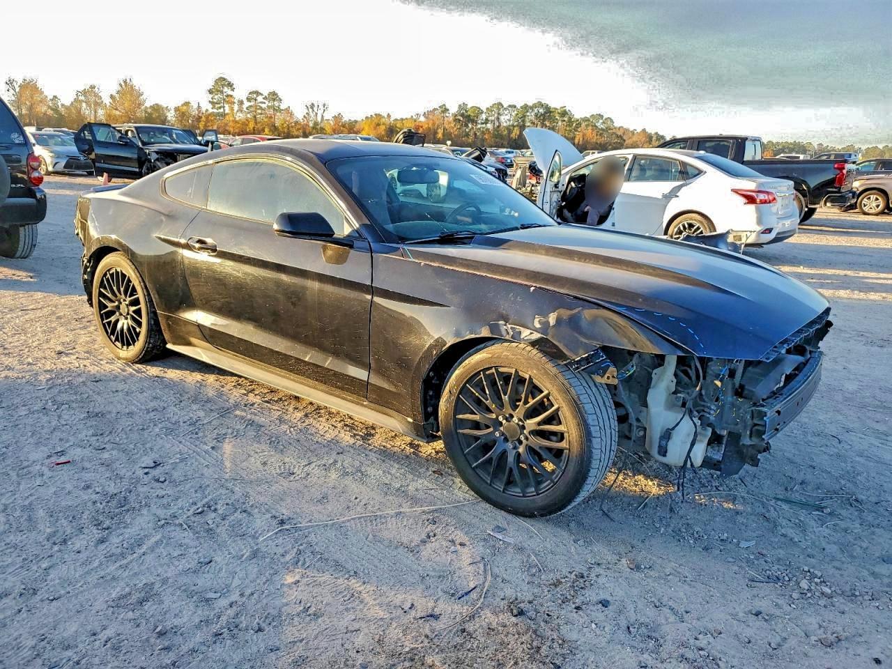 2016 Ford Mustang - Фото 4