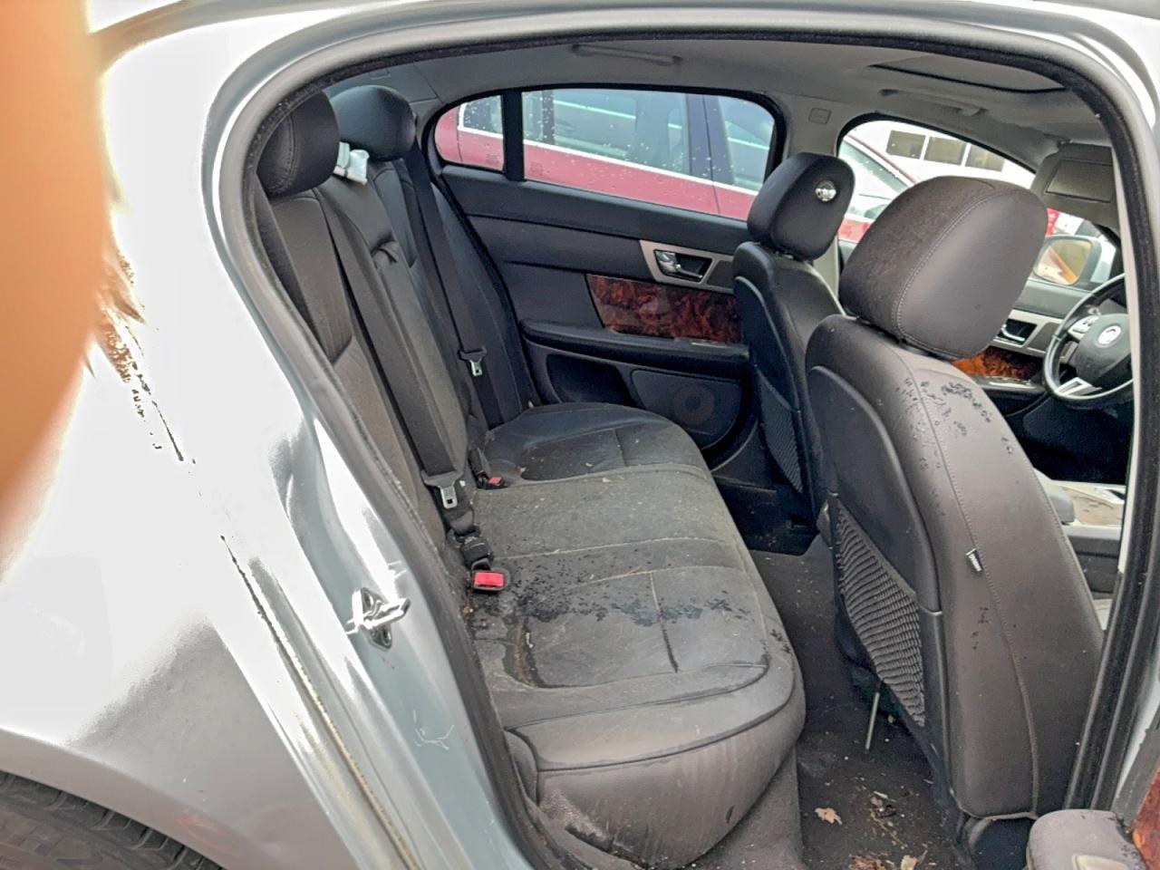 2011 Jaguar Xf - Фото 6