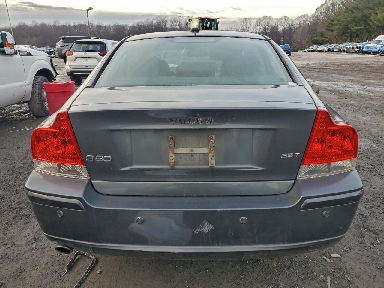 2008 Volv S60 2.5T - Image 6