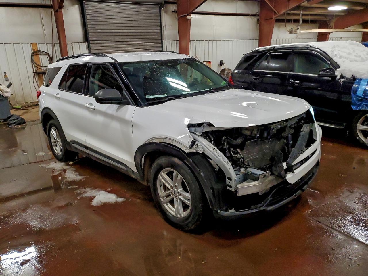 2021 Ford Explorer Xlt - Image 4