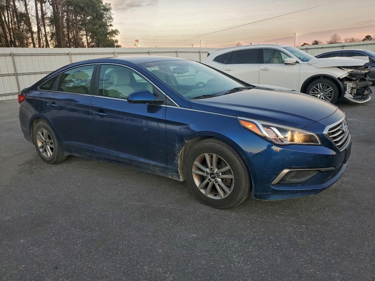 2016 Hyundai Sonata Se - Фото 4