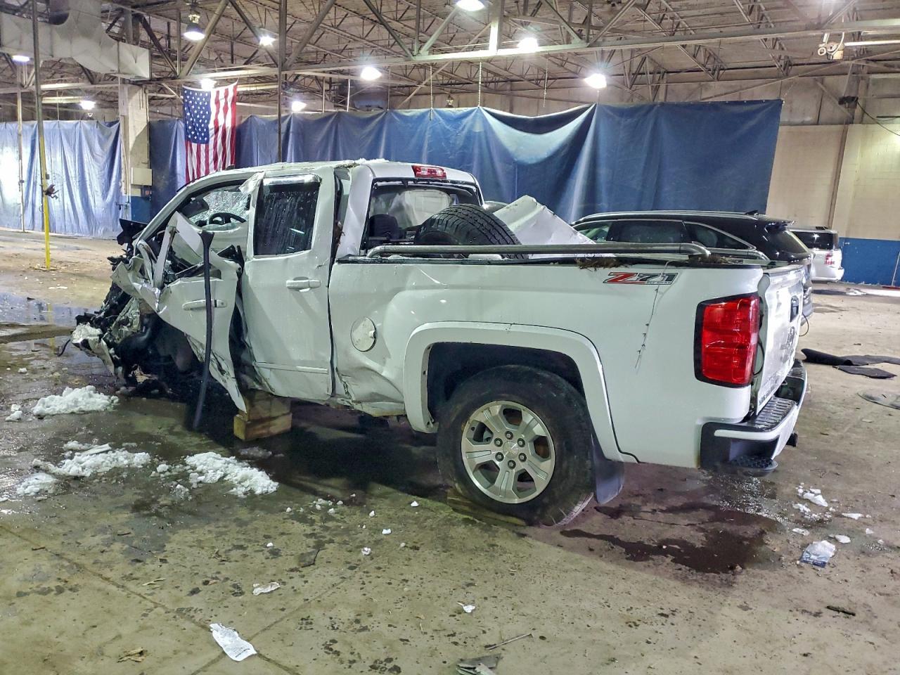 2016 Chevrolet Silverado K1500 Lt - Image 2