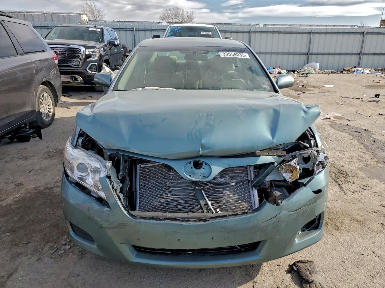 2010 Toyota Camry Le - Фото 5