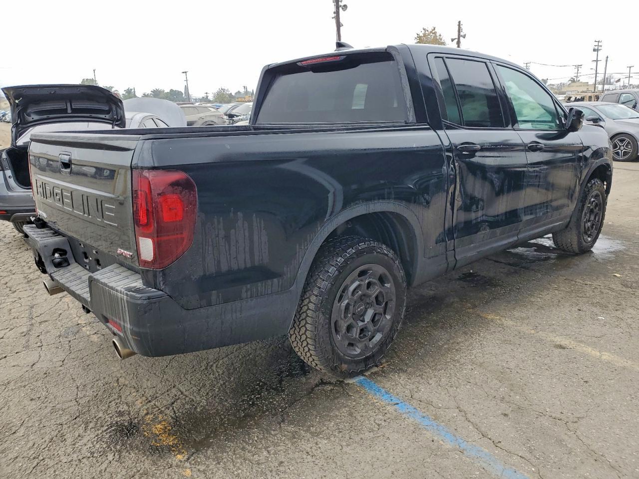 2025 Honda Ridgeline Sport - Фото 3