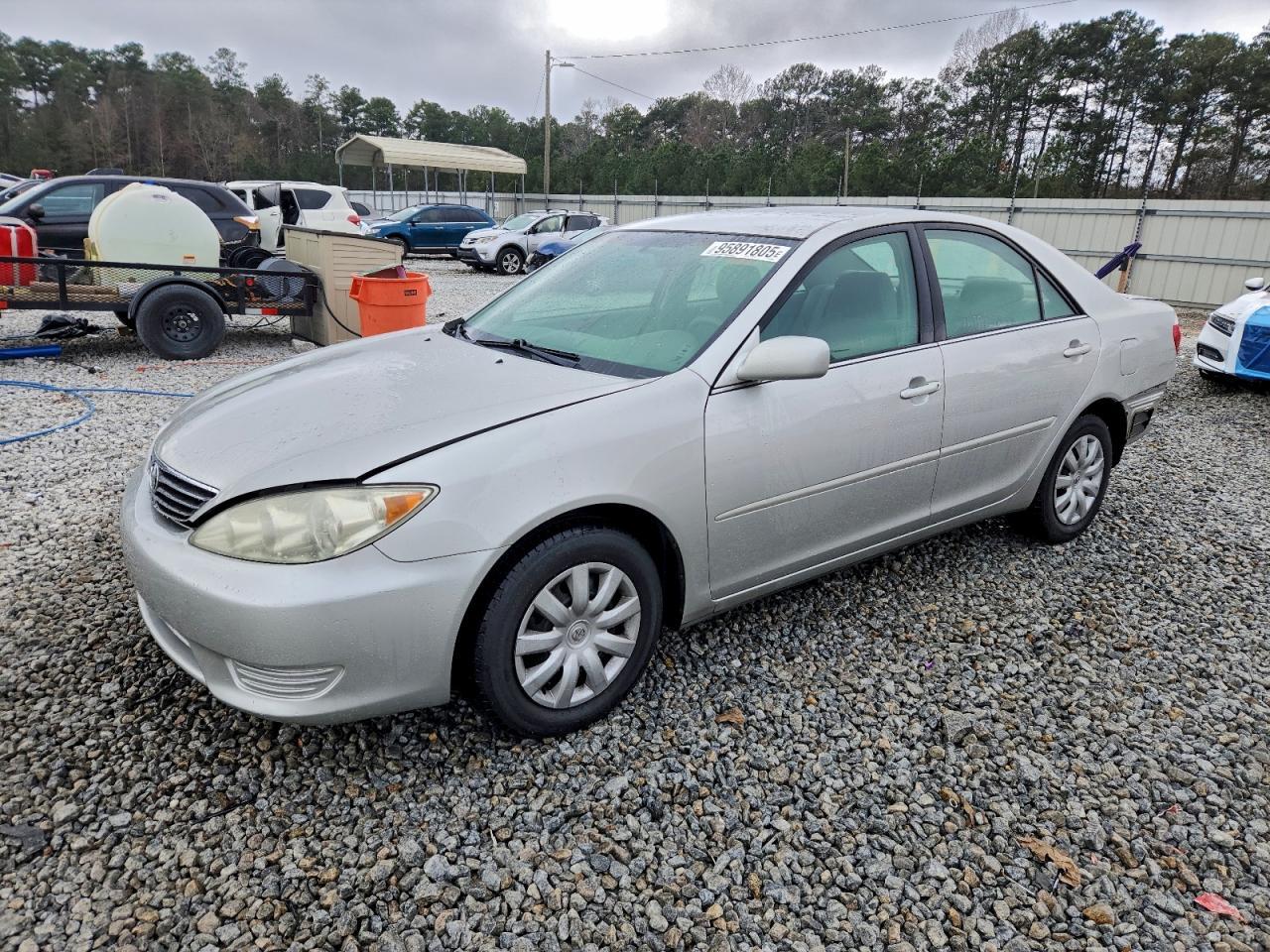 2005 Toyota Camry Le