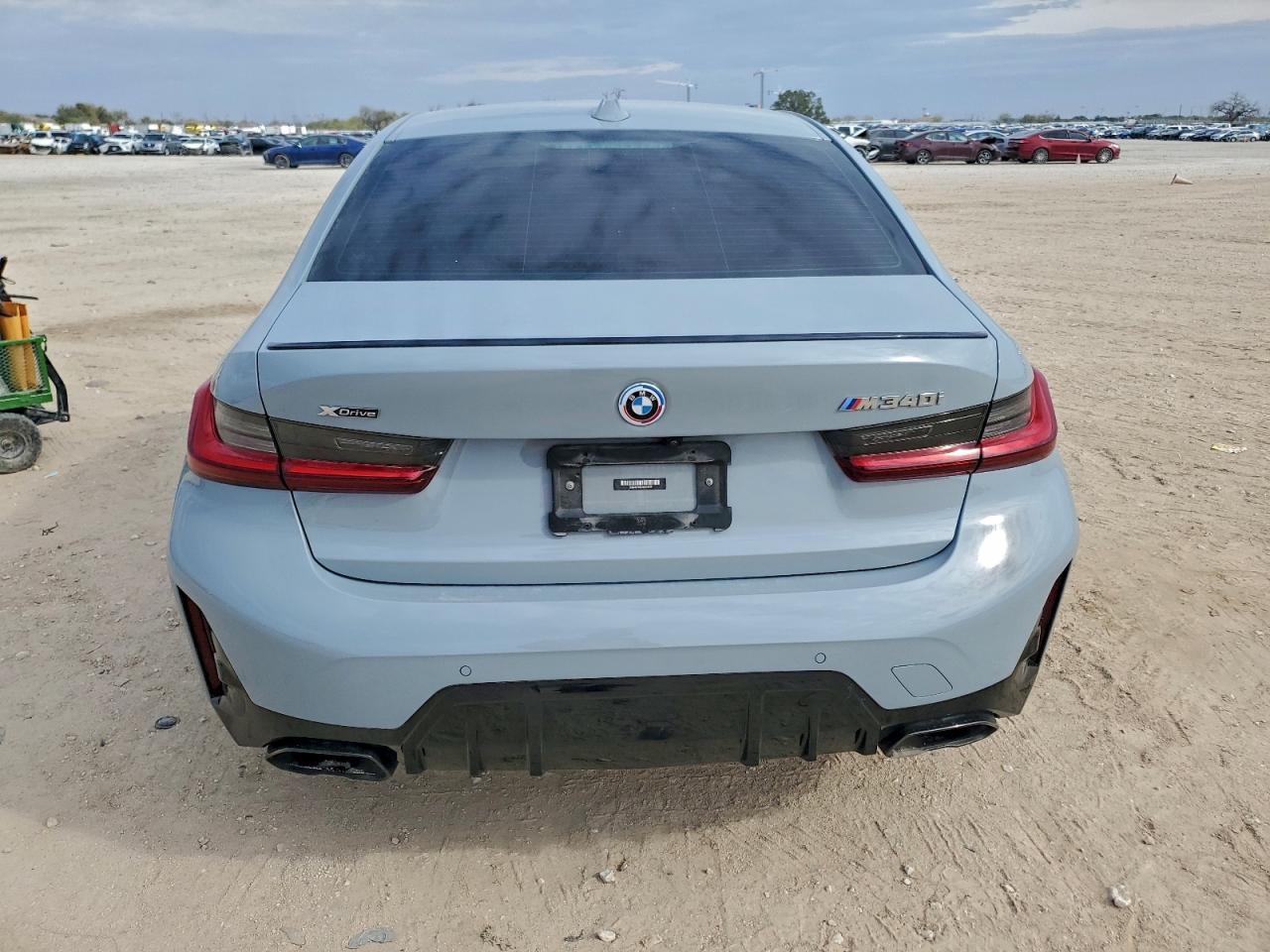 2023 BMW M340Xi - Фото 6