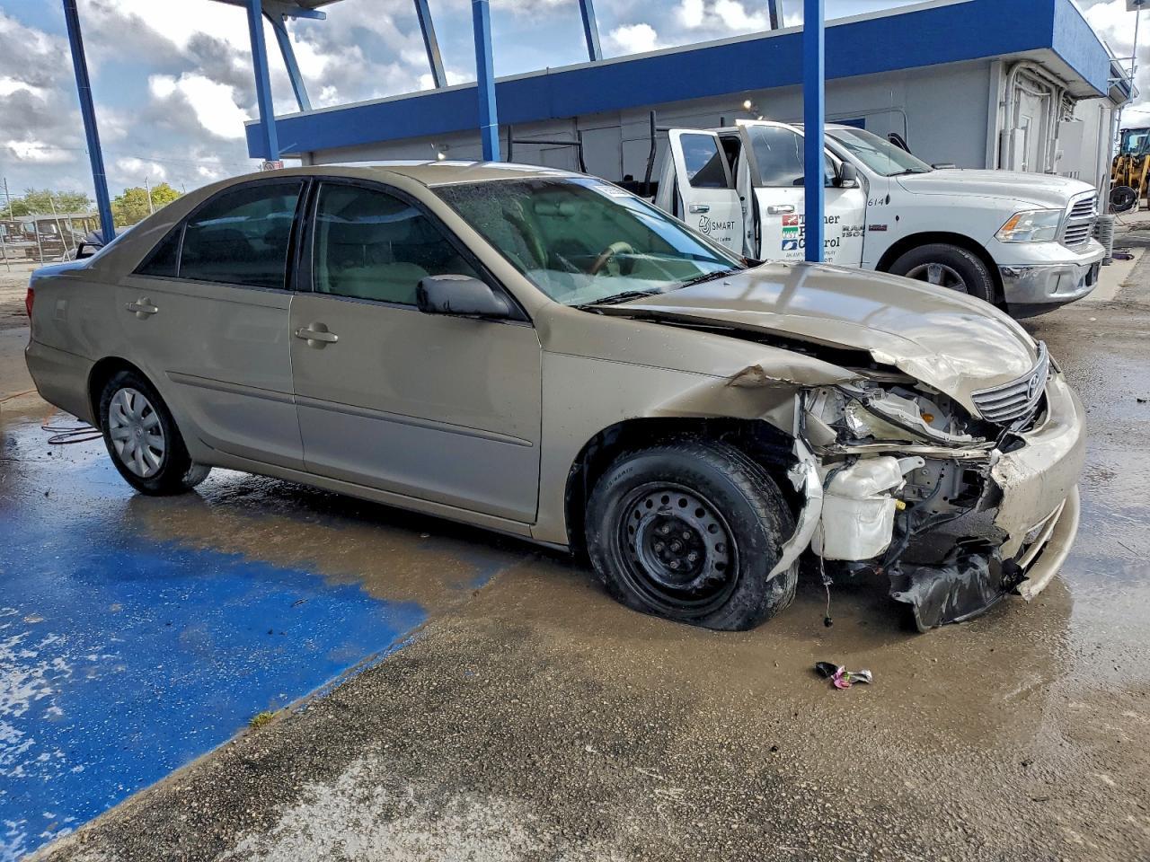 2005 Toyota Camry Le - Фото 4