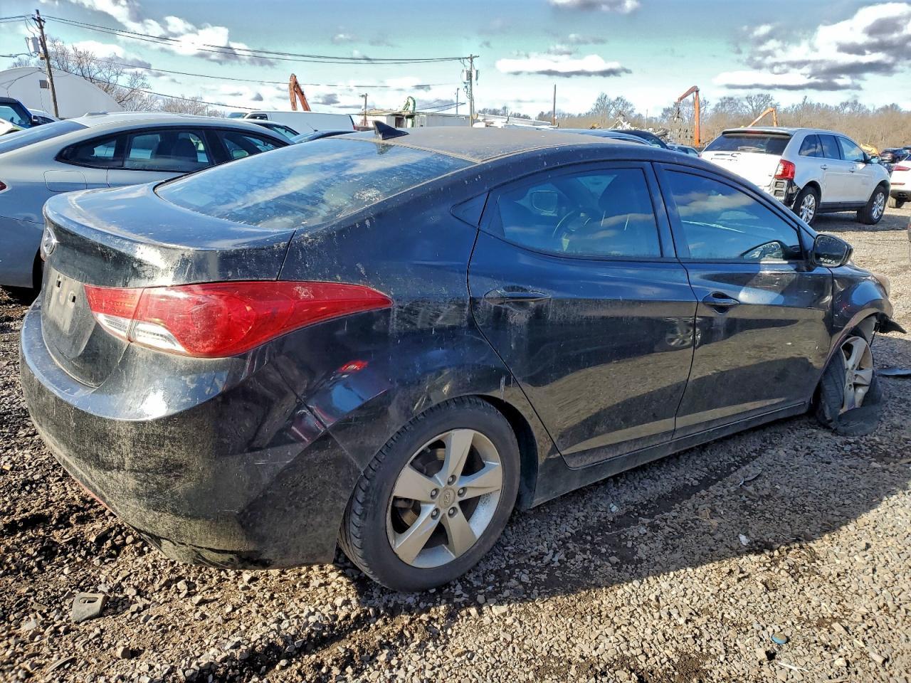 2013 Hyundai Elantra Gls - Image 3