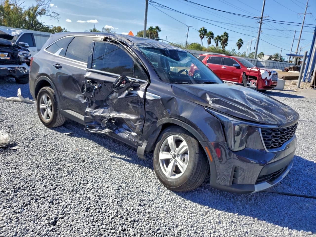 2026 Kia Sorento Lx - Image 4