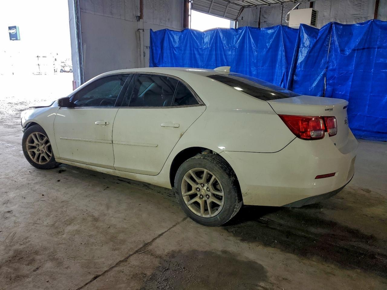 2015 Chevrolet Malibu 1Lt - Фото 2