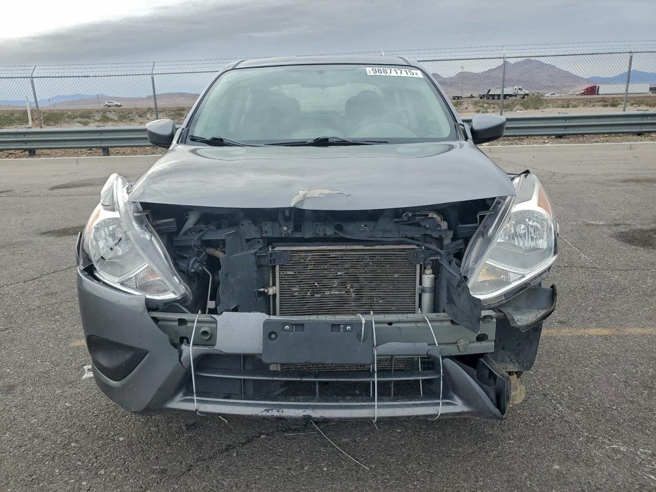 2018 Nissan Versa S - Фото 5