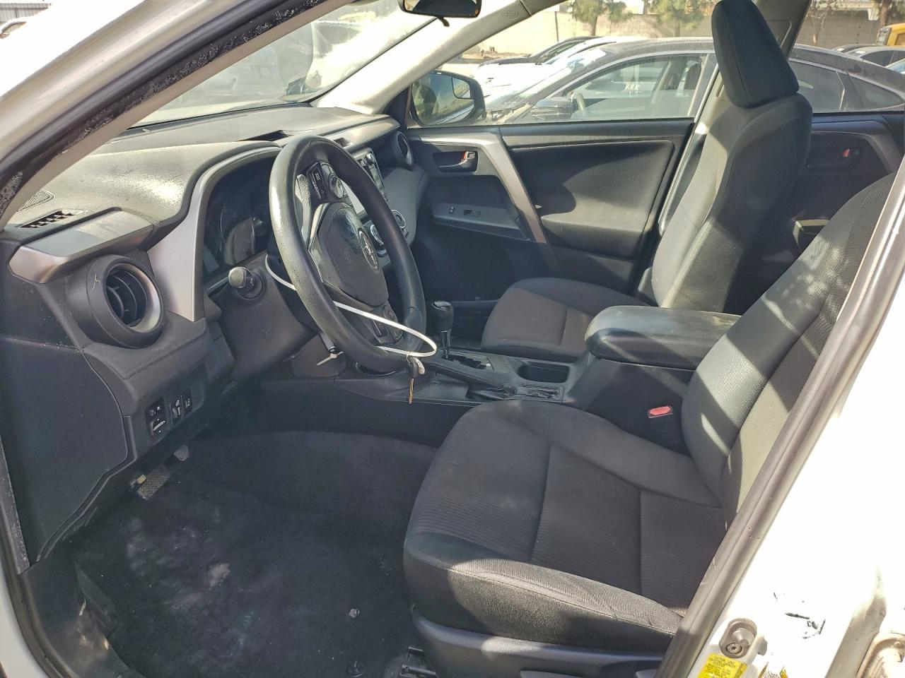 2017 Toyota Rav4 Le - Image 7