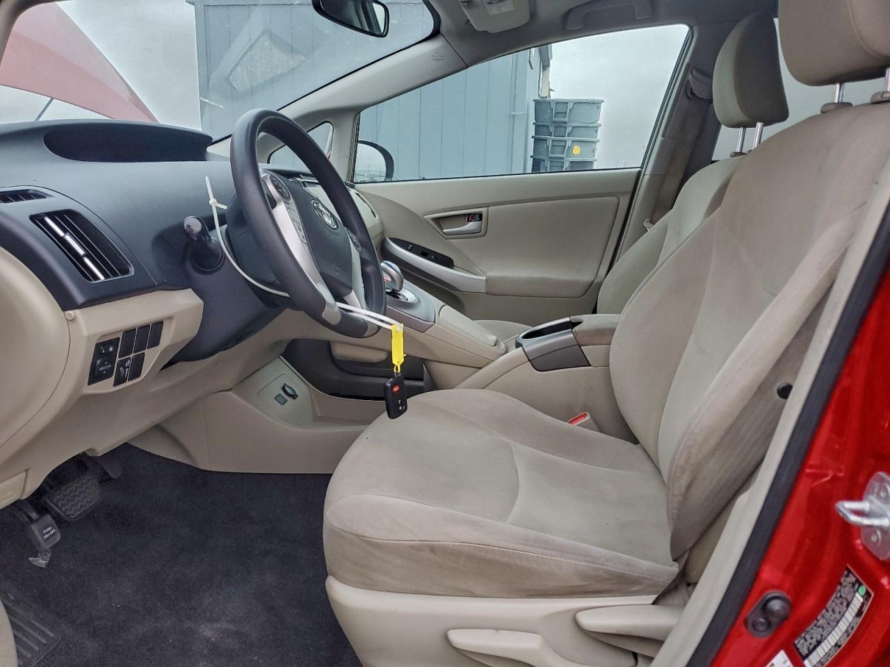 2015 Toyota Prius - Фото 7