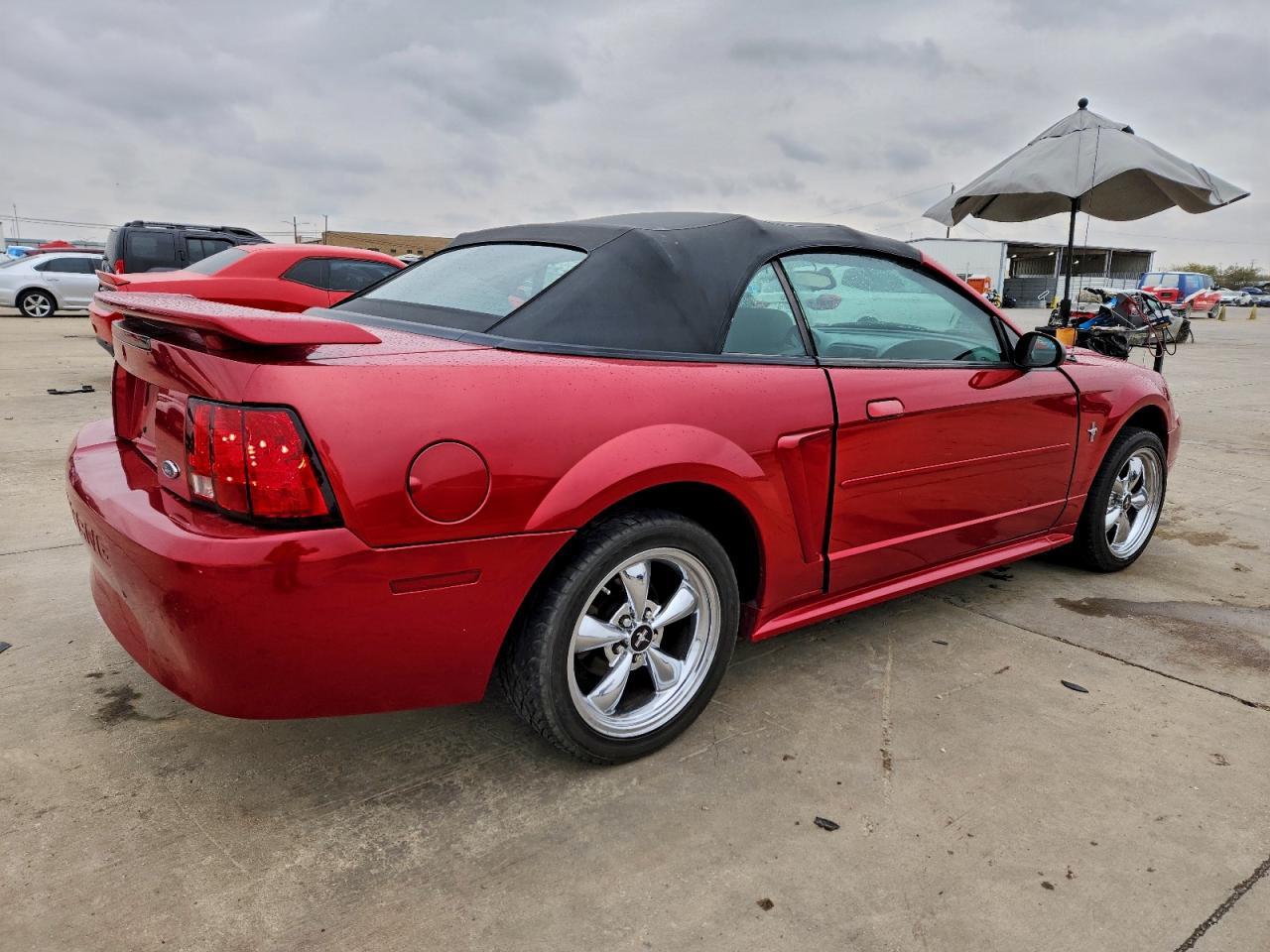2000 Ford Mustang - Фото 3