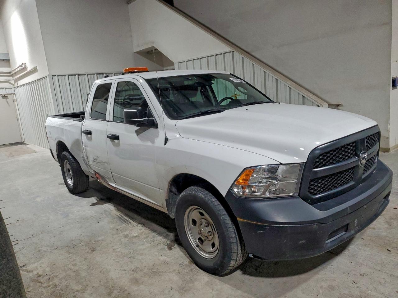 2023 Ram 1500 Classic Tradesman - Фото 4