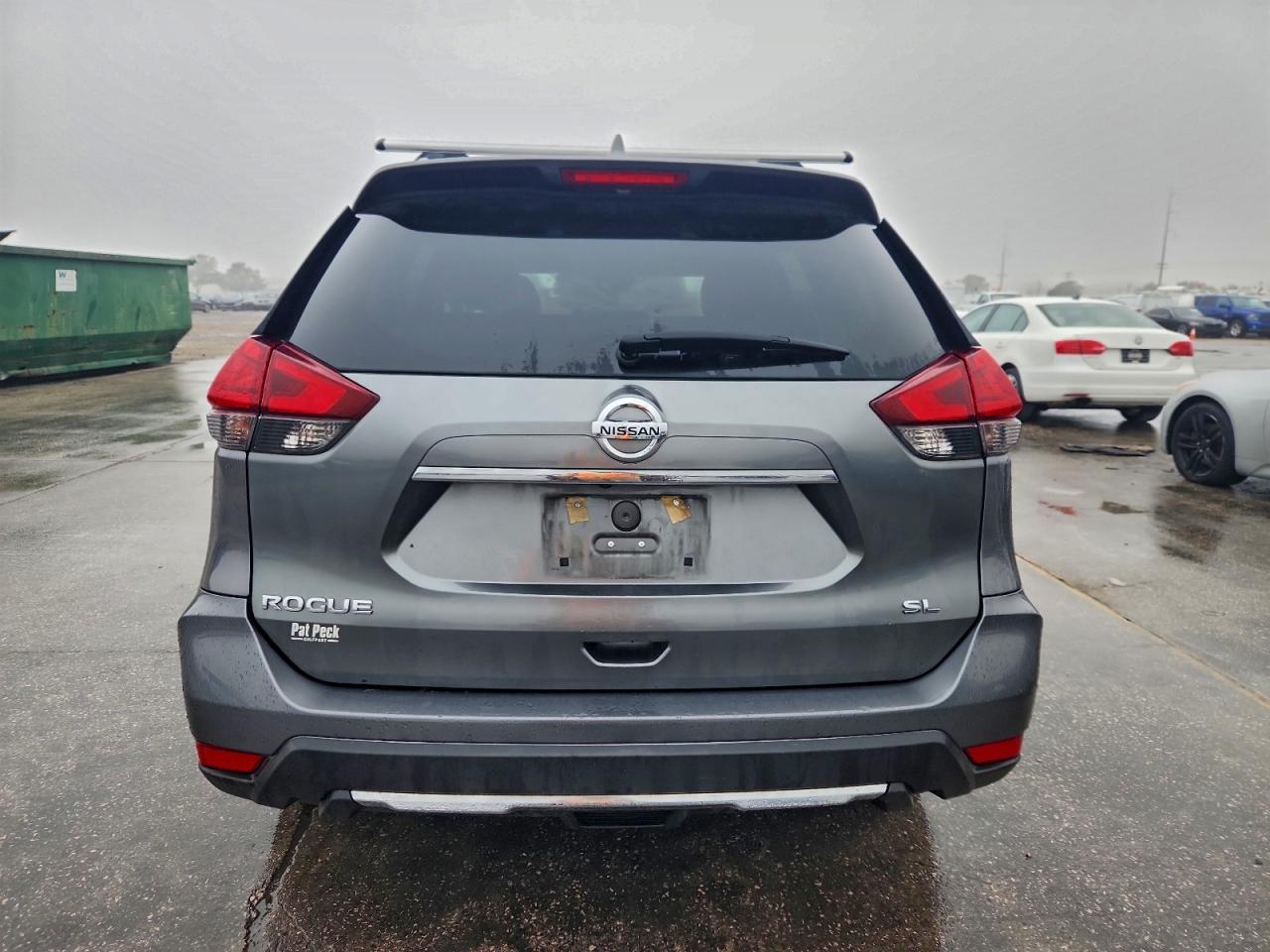 2017 Nissan Rogue S - Image 6