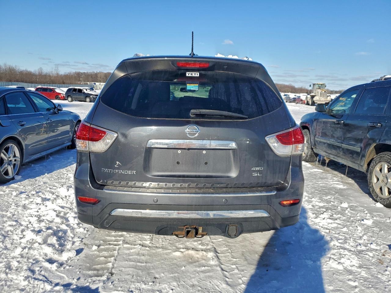 2014 Nissan Pathfinder S - Фото 6