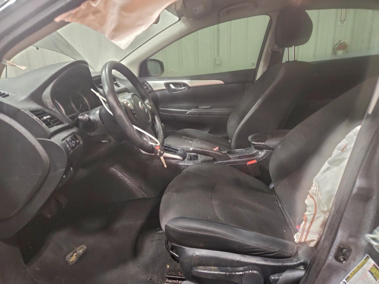2019 Nissan Sentra S - Фото 7