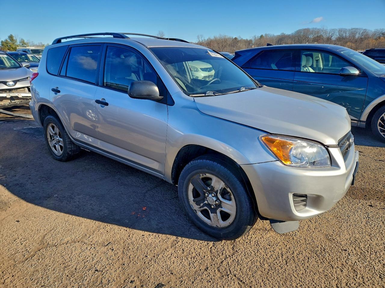 2011 Toyota Rav4 - Image 4