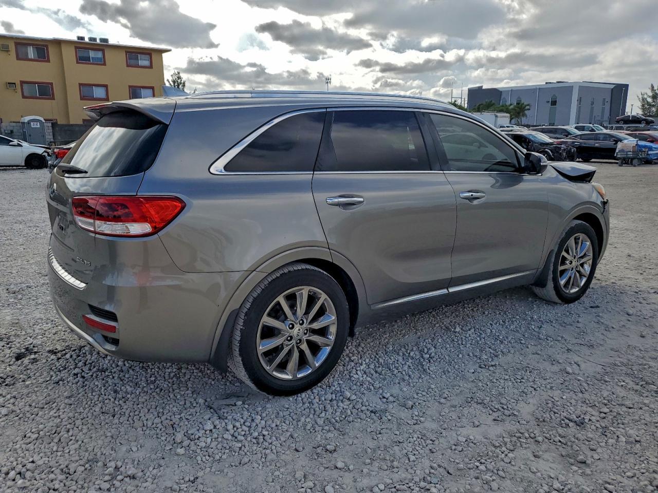 2016 Kia Sorento Sx - Image 3