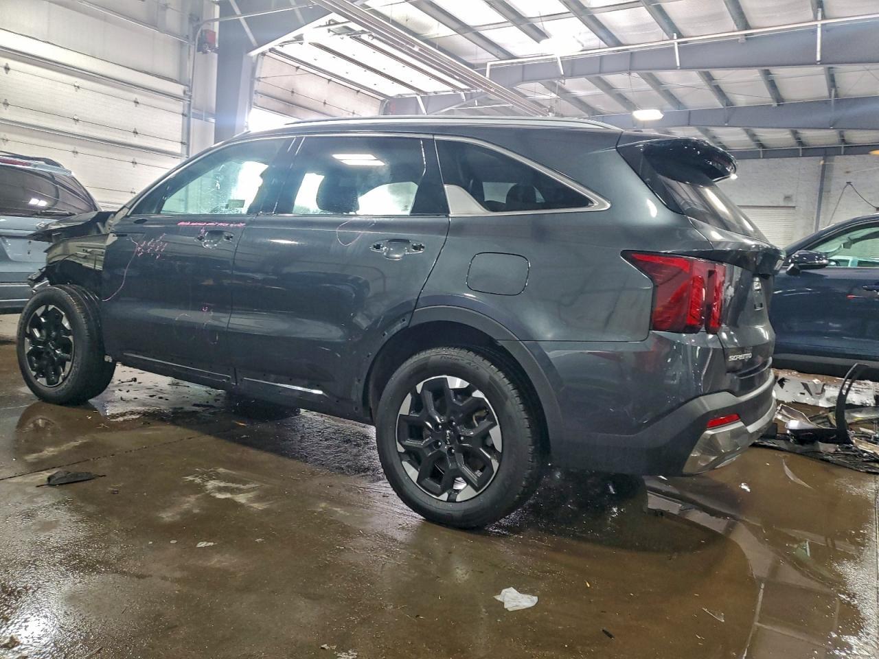 2024 Kia Sorento S - Фото 2