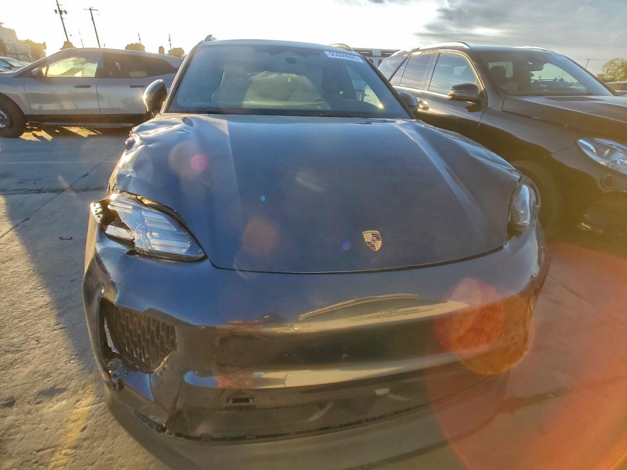 2024 Porsche Macan 4 - Image 5