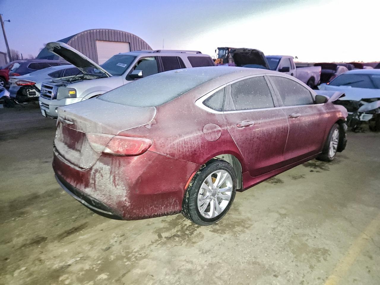 2015 Chrysler 200 Limited - Фото 3