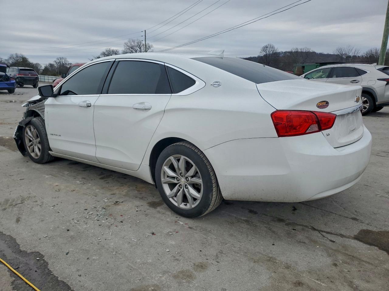 2018 Chevrolet Impala Lt - Фото 2