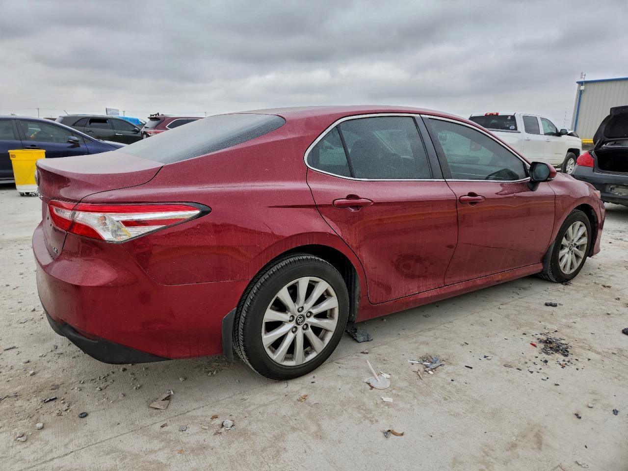 2018 Toyota Camry L - Фото 3
