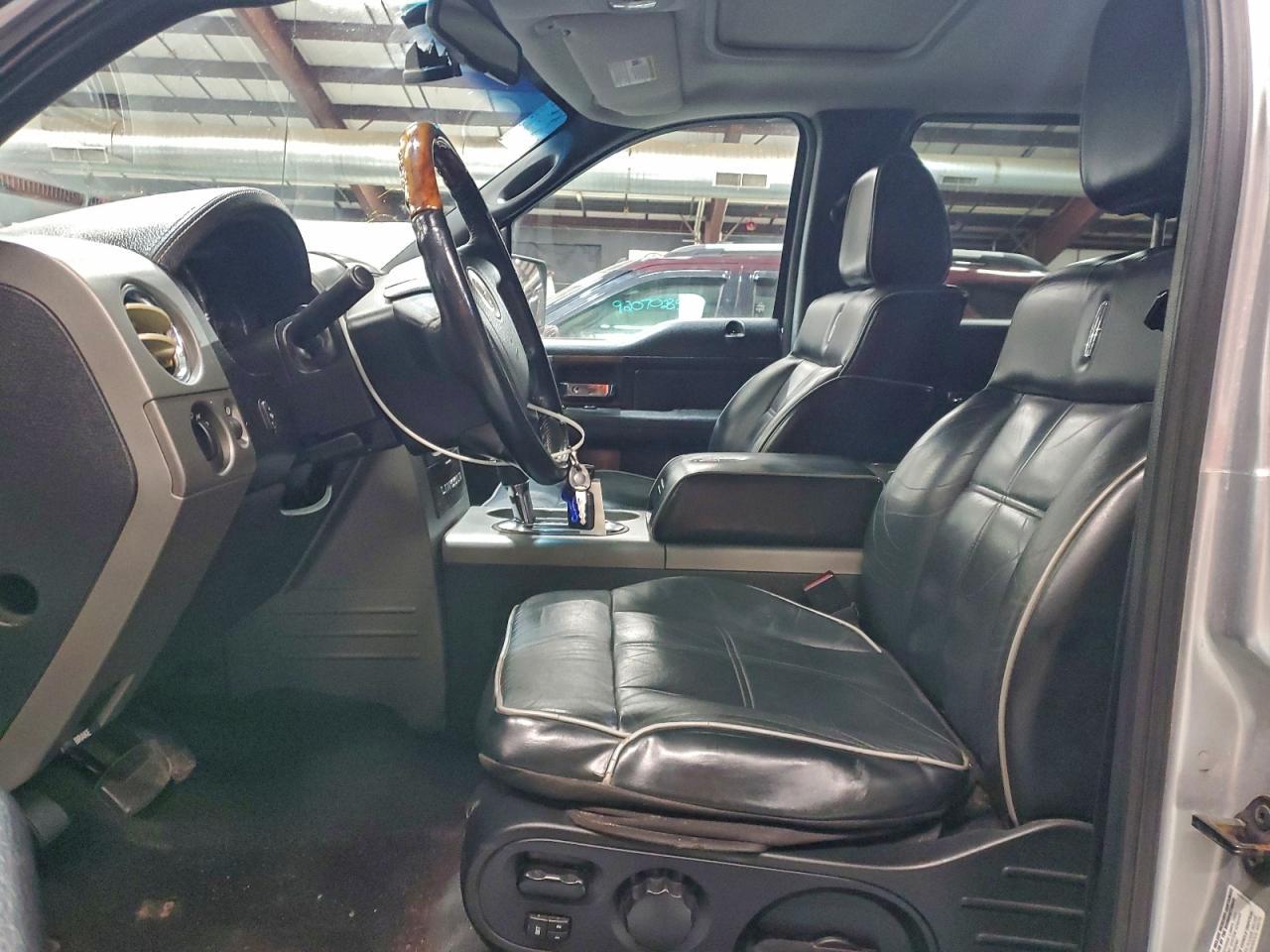 2007 Lincoln Mark Lt - Фото 7