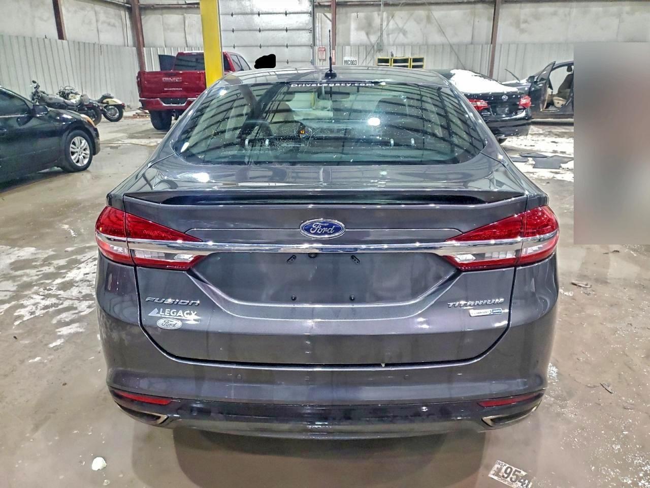 2017 Ford Fusion Titanium - Image 6