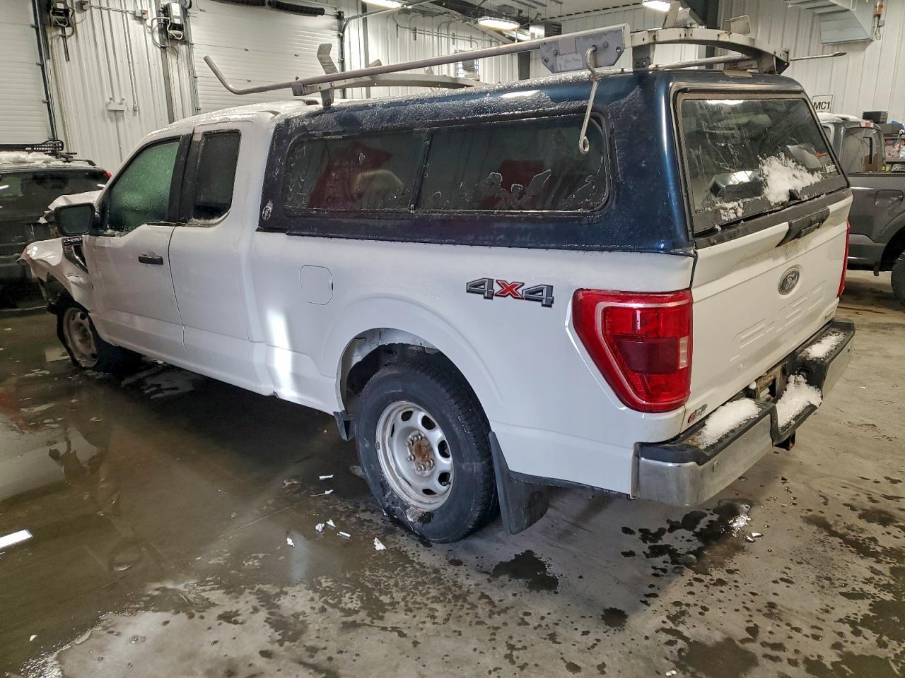 2022 Ford F150 Super Cab - Фото 2