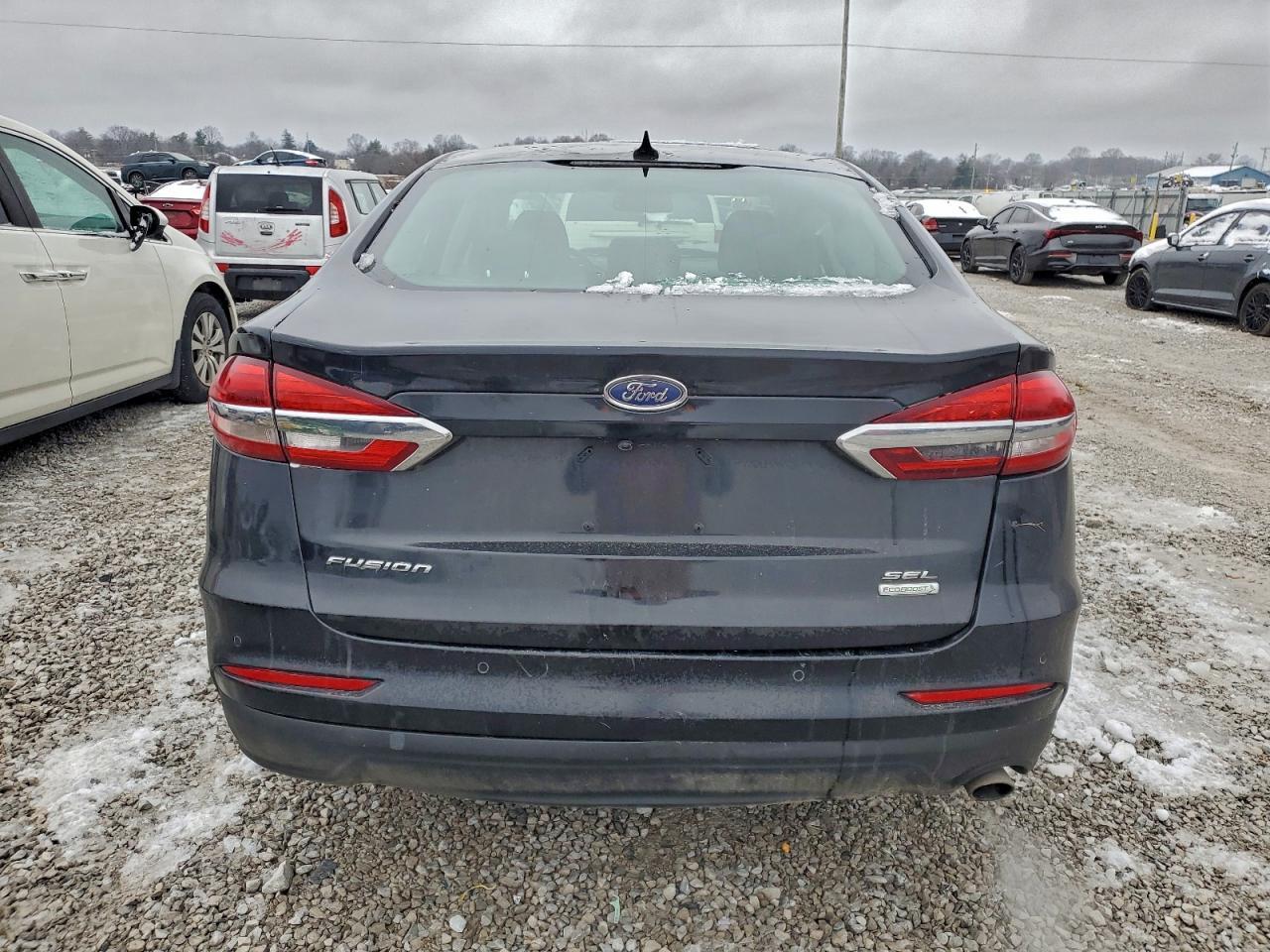 2020 Ford Fusion Se - Фото 6