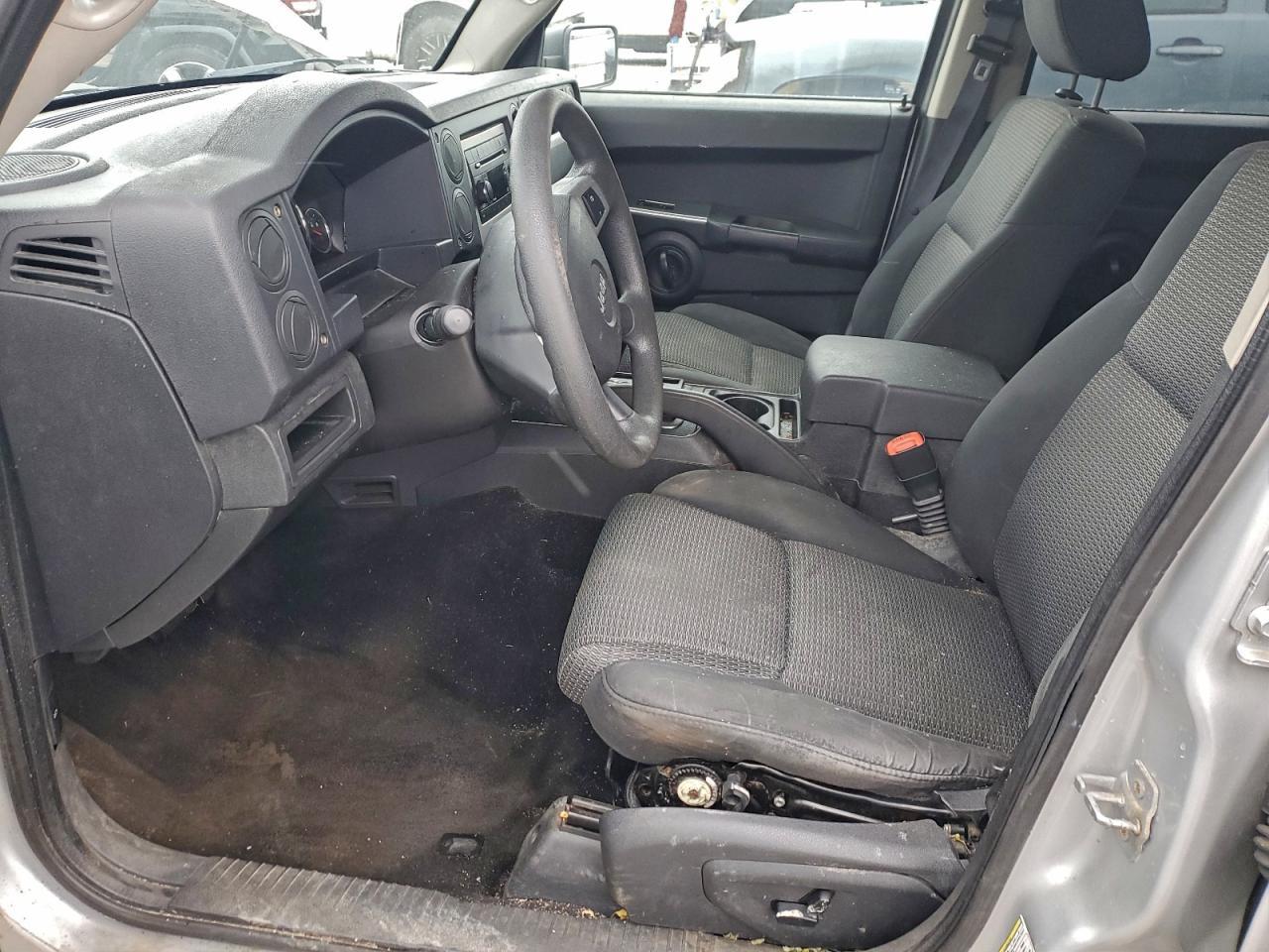 2008 Jeep Commander Sport - Image 7