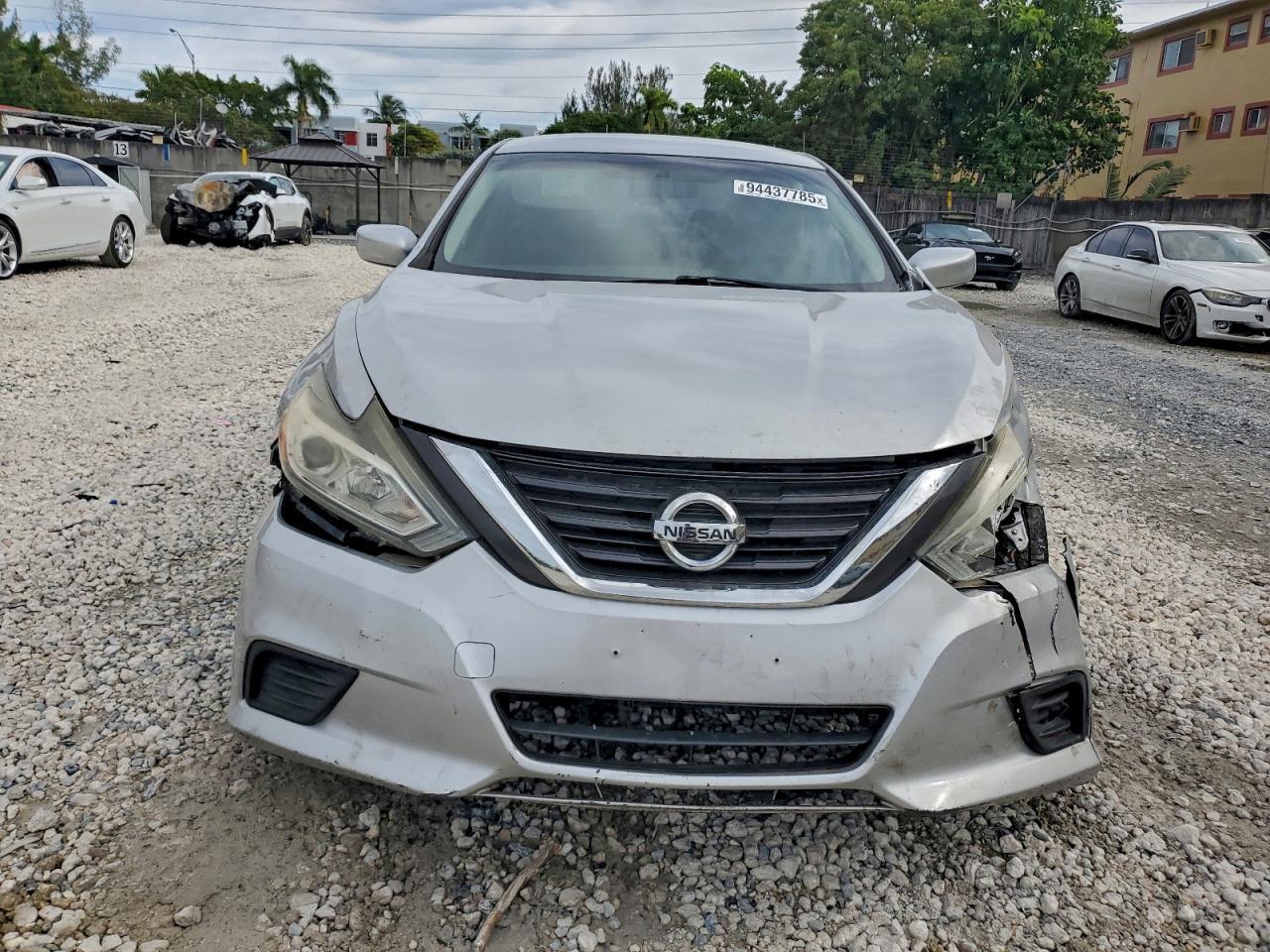 2010 Nissan Altima 2.5 - Фото 5