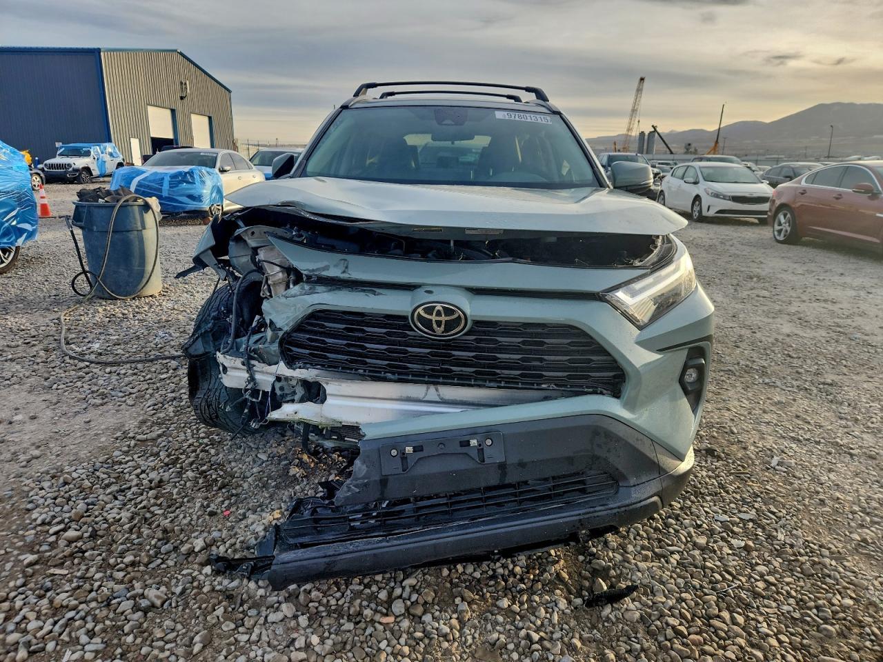2022 Toyota Rav4 Xle Premium - Фото 5