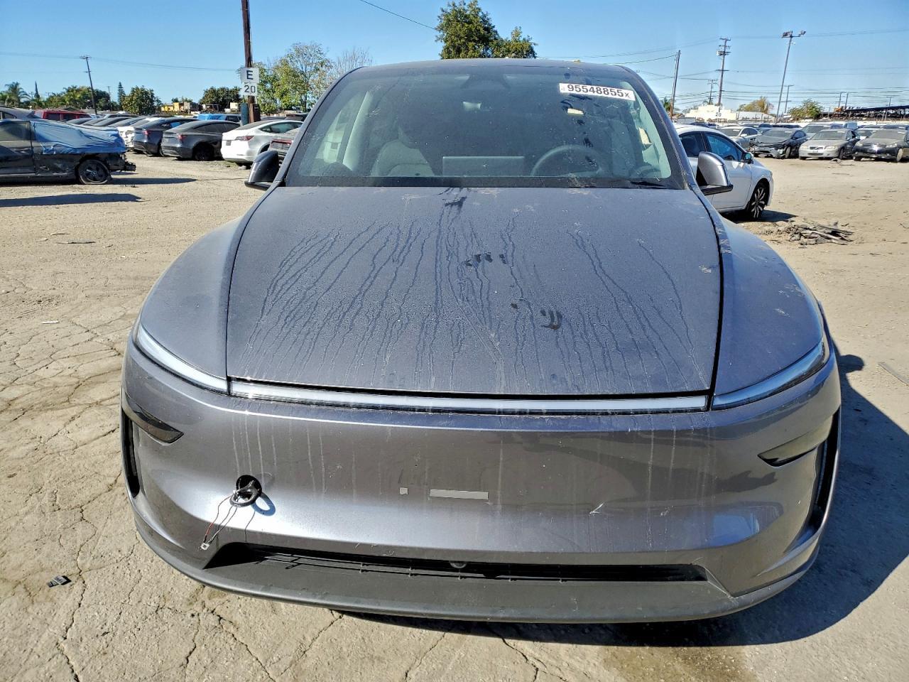 2026 Tesla Model Y - Фото 5