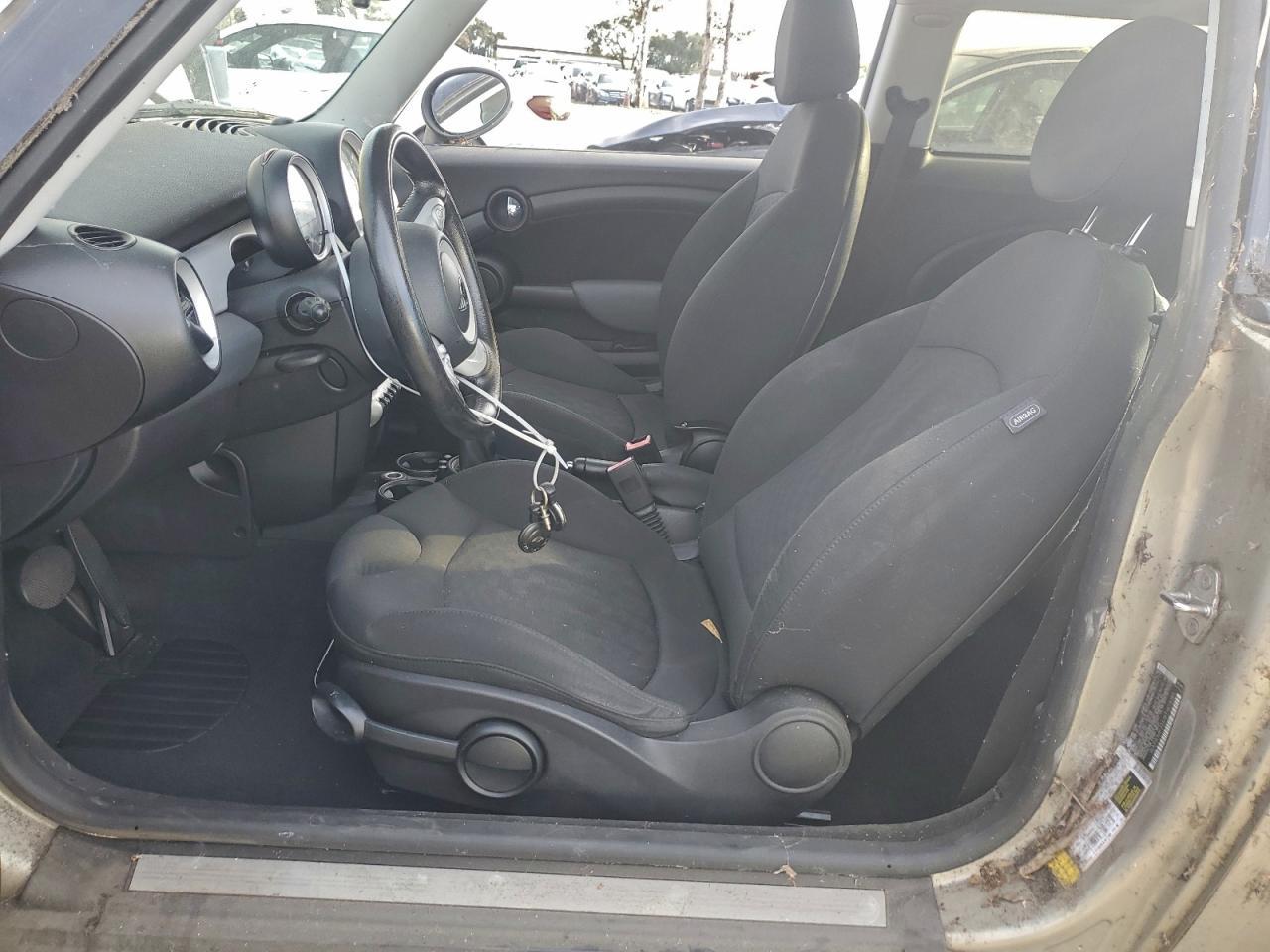 2009 Mini Cooper - Image 7