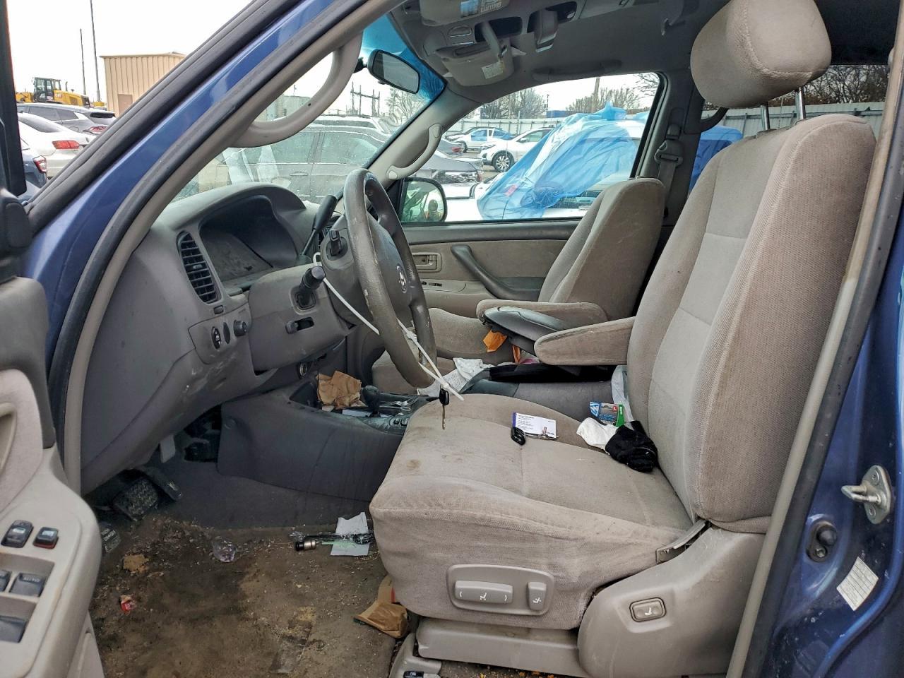 2003 Toyota Sequoia Sr5 - Фото 7