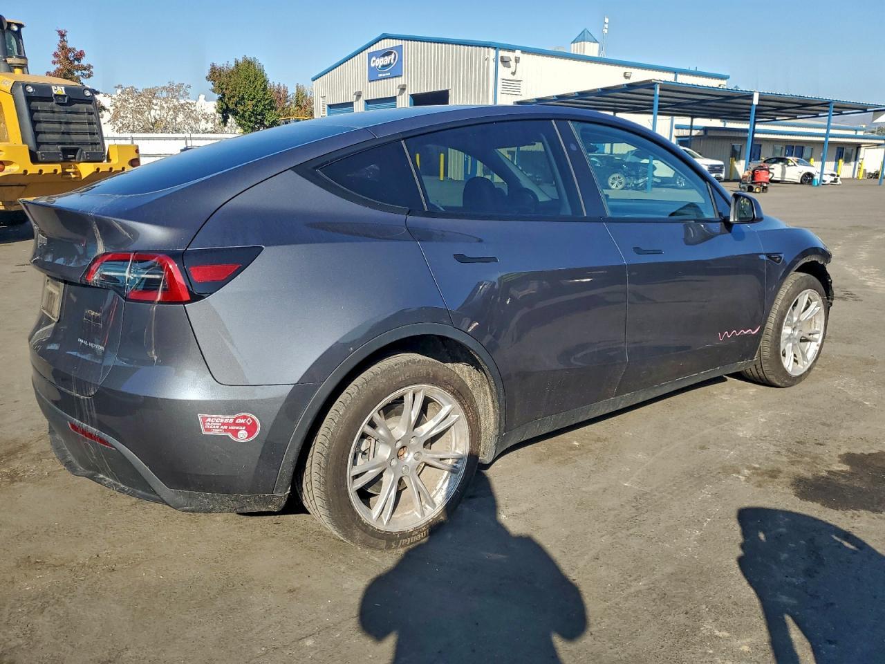 2023 Tesla Model Y - Image 3