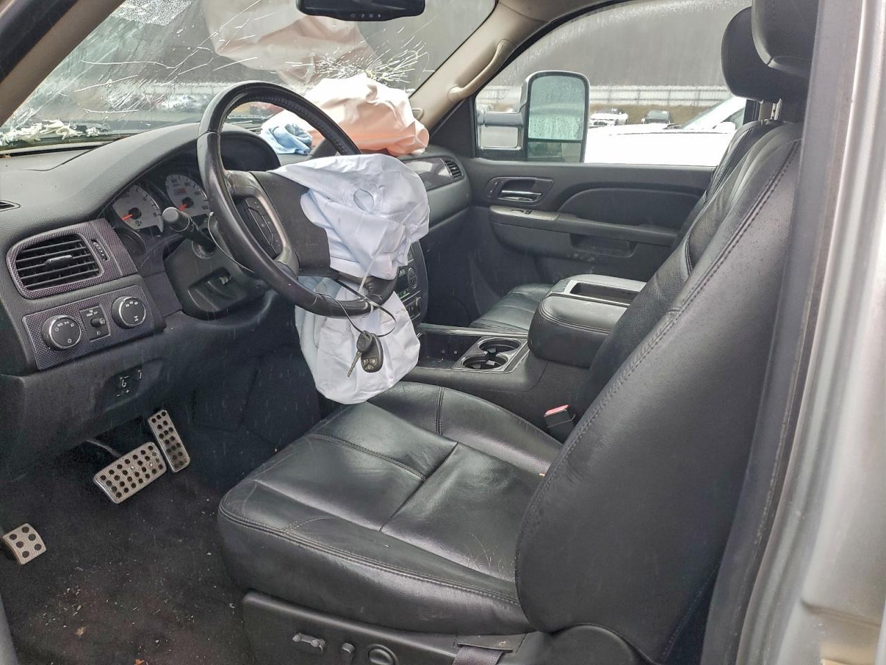 2011 GMC Sierra K3500 Slt - Image 7