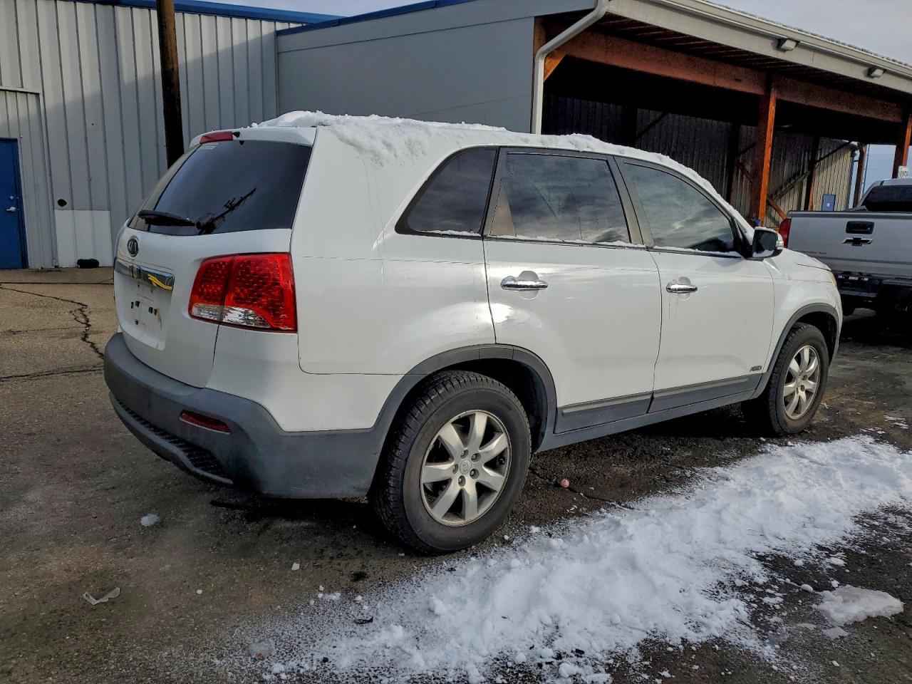 2011 Kia Sorento Base - Image 3