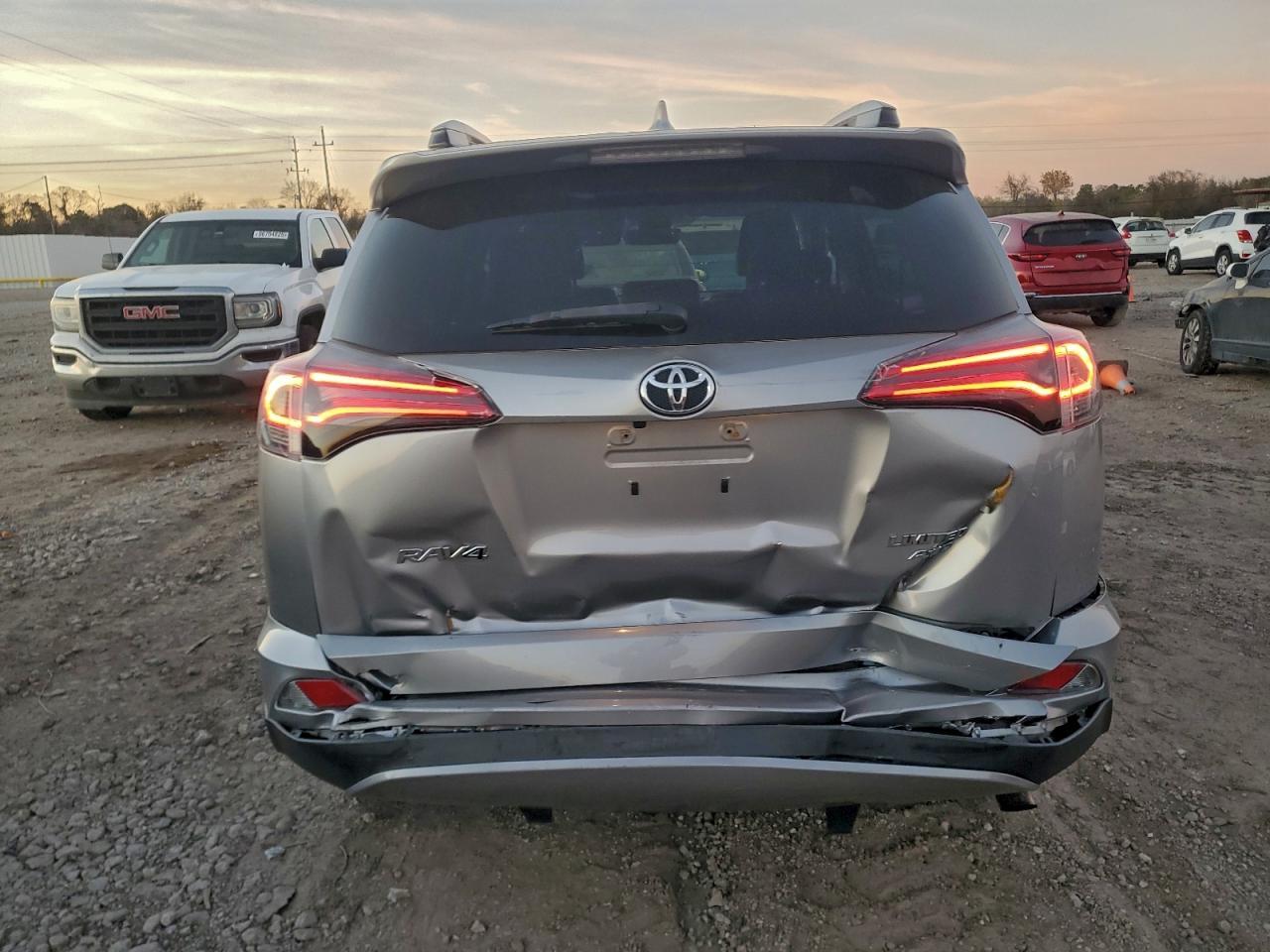 2017 Toyota Rav4 Limited - Image 6