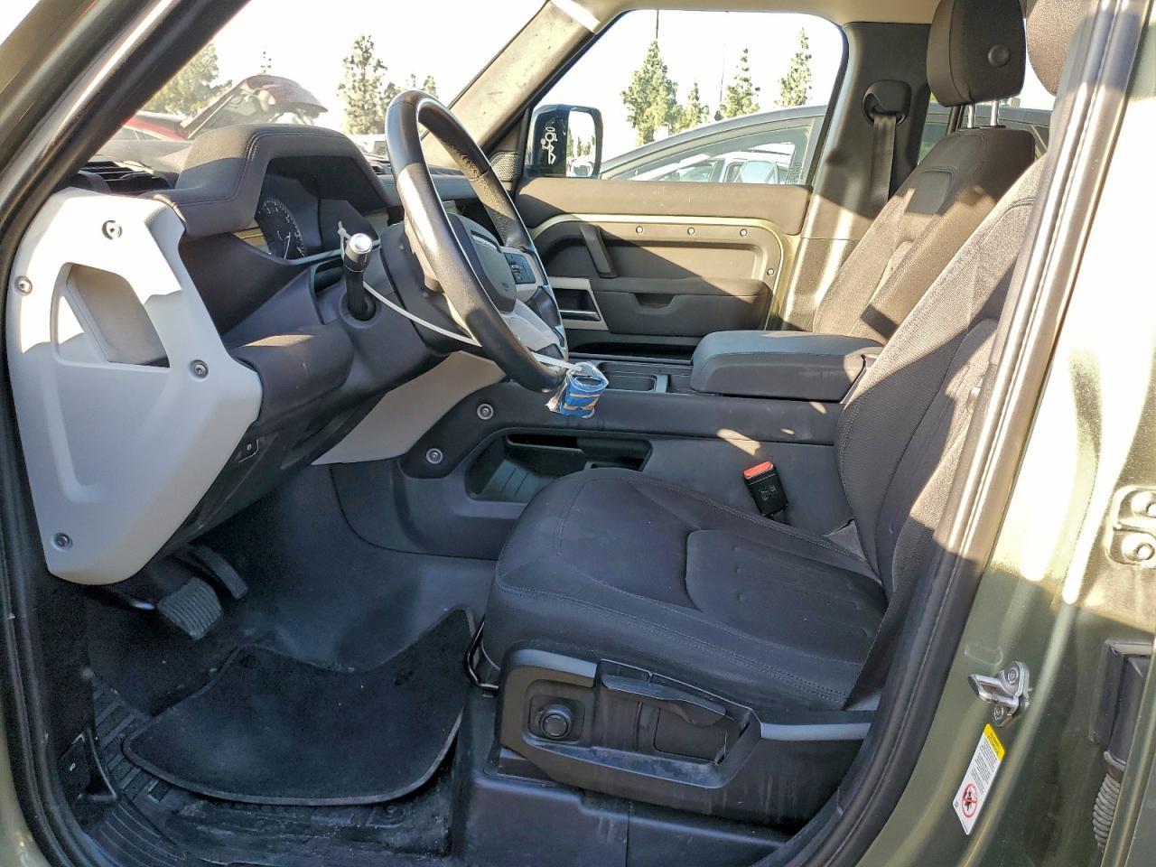 2020 Land Rover Defender 110 - Фото 7