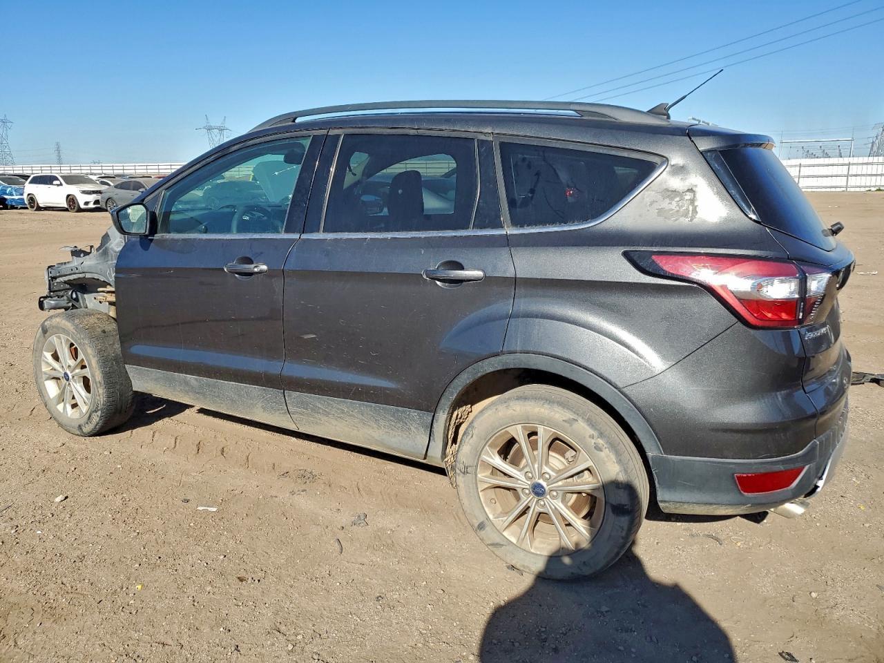 2018 Ford Escape Se - Фото 2